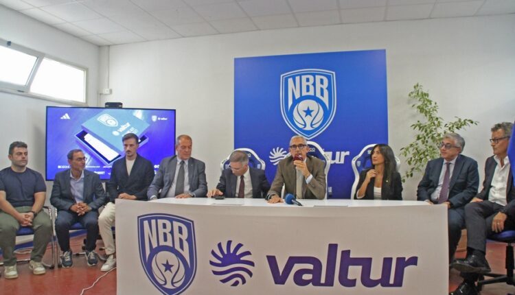 Presentazione divise gara Valtur Brindisi 2026-27