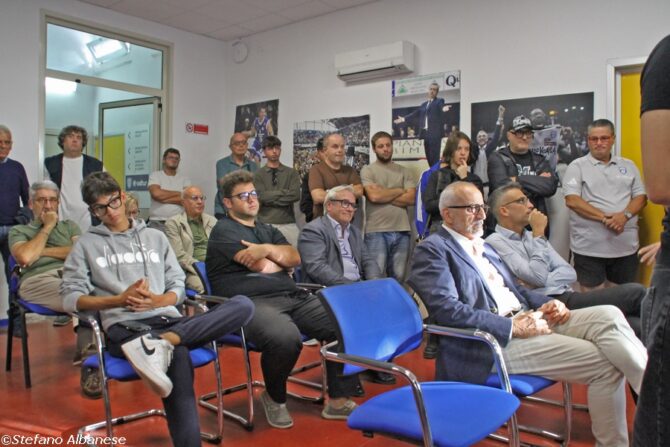 Presentazione divisa di gioco Valtur Brindisi 2026-27