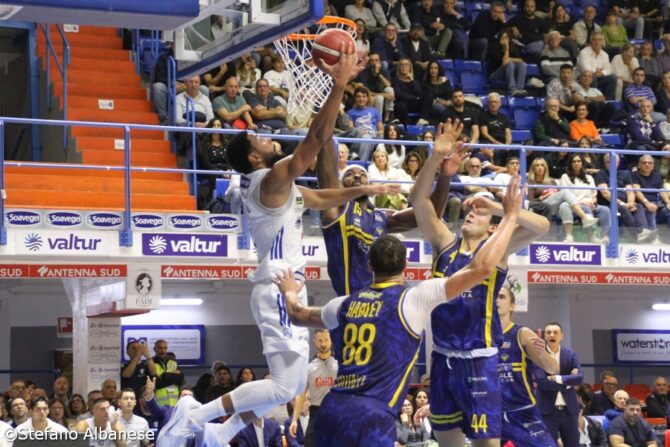 Esposito vs Allen